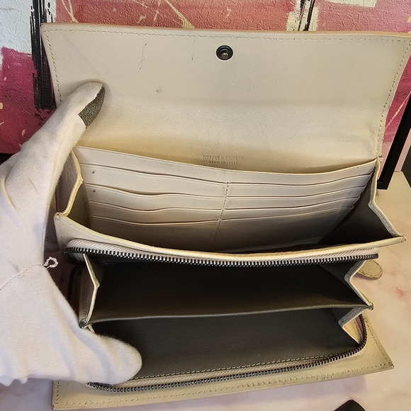 🌸 Bottega Veneta Intrecciato Lotus Beige Wallet Long Wallet 🌸 - Picture 8 of 16